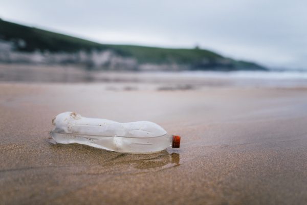 pollution bouteilles plastique